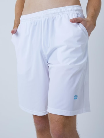 SPORTKIND - regular Pantalón deportivo 'Shorts' en blanco: frente