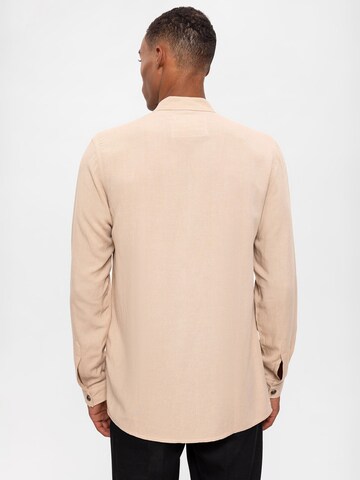 Coupe regular Chemise Antioch en beige