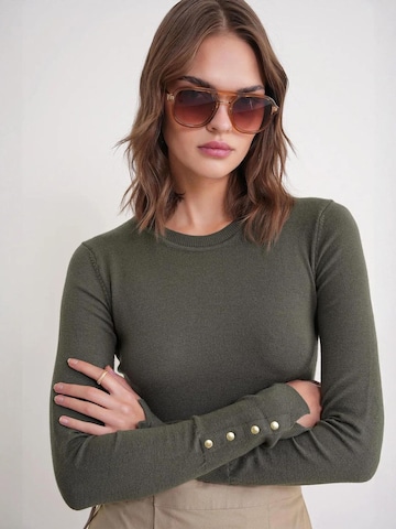 Pullover di MixRay in verde: frontale