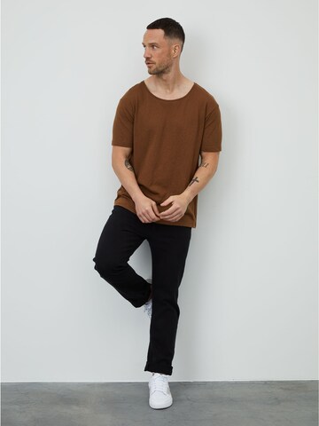 DAN FOX APPAREL Shirt 'Sven' in Brown