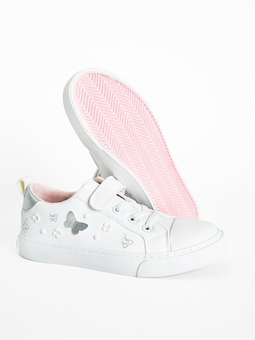 balta Cool Club Sportbačiai: priekis