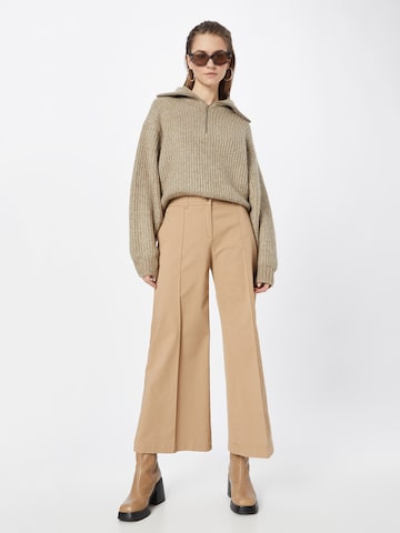 BRAX Wide leg Trousers with creases 'Maine' in Beige