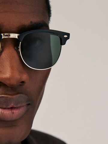 Lunettes de soleil 'Clubmaster' Next en noir