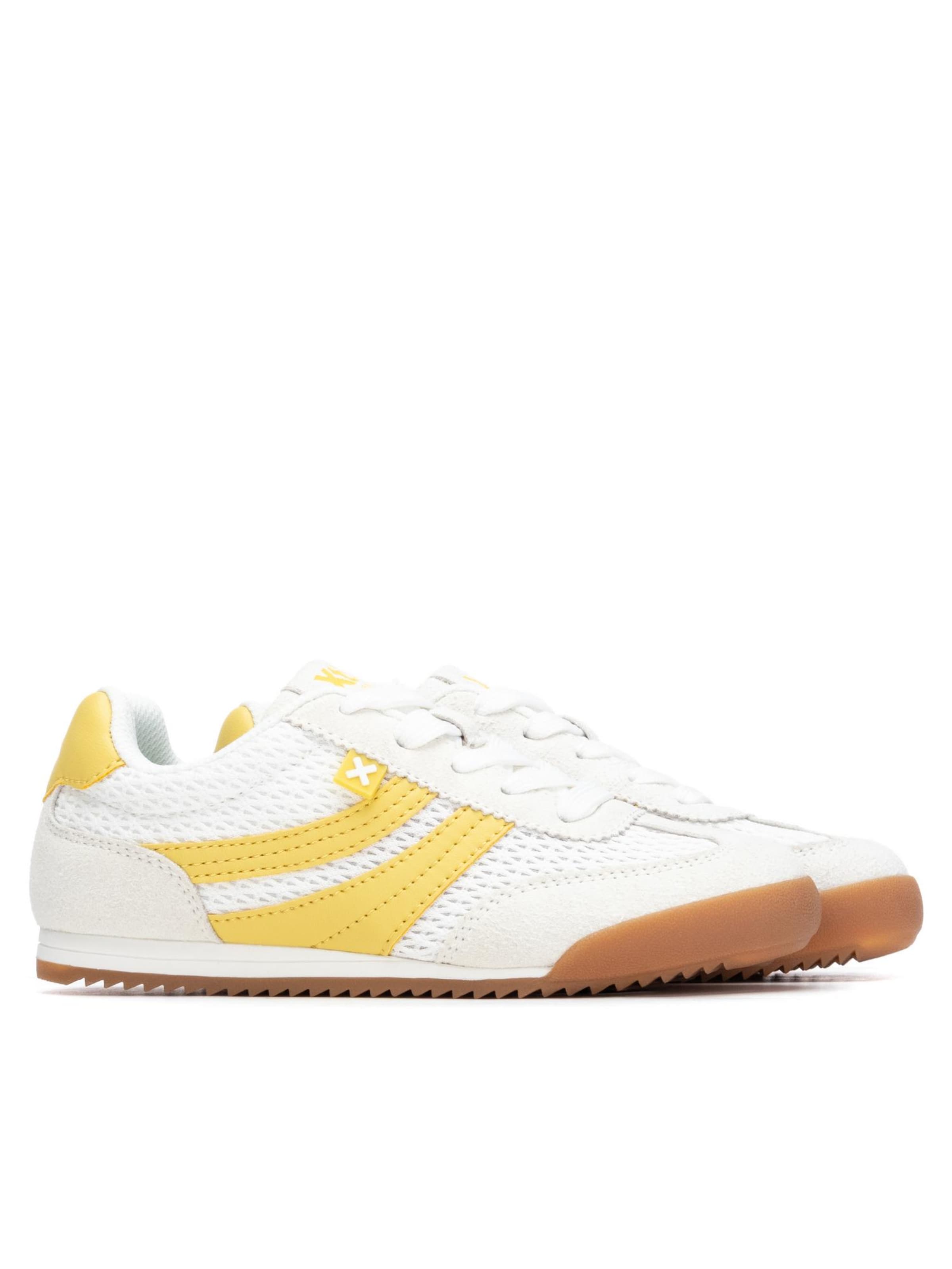 Xti Sneakers in White