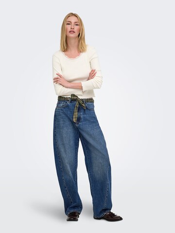 ONLY Barrel Jeans in Blue: front