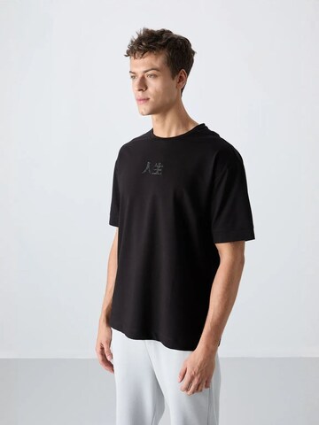 Tommy Life Shirt in Black