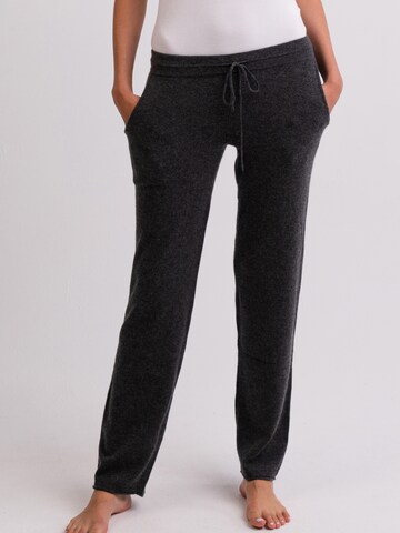 regular Pantaloni di CASH-MERE.CH in grigio: frontale