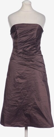 SWING Dress in XS in Purple: front