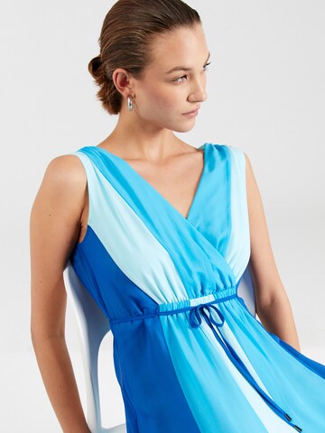 Robe d’été COMMA en bleu
