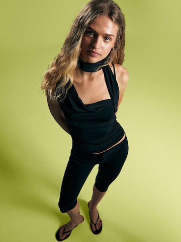 Bershka Top | črna barva