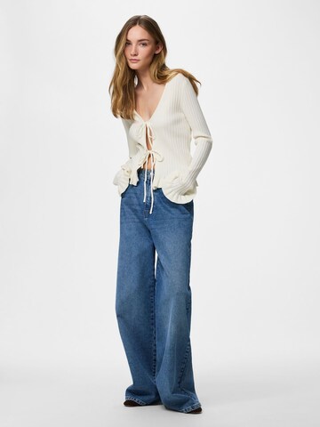 PIECES Gebreid vest 'PCRagnhild' in Wit