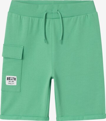 NAME IT tavaline Püksid 'JENAS', värv roheline: eest vaates