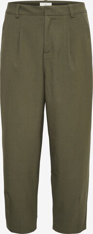 Kaffe Pants in Green: front