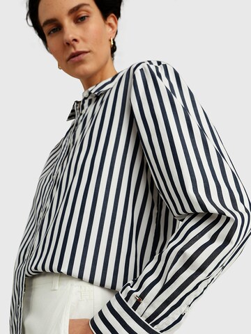 TOMMY HILFIGER Blouse '1985' in Blauw