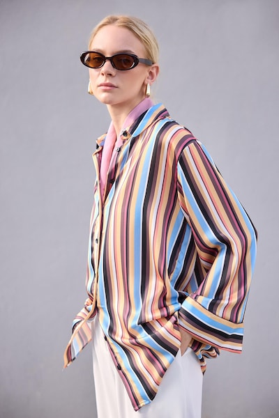 Touche Prive Blouse in Azure / Orange / Burgundy / Black, Item view