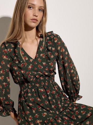 Apricot Jurk ' Chiffonkleid mit Blumenmuster ' in Groen