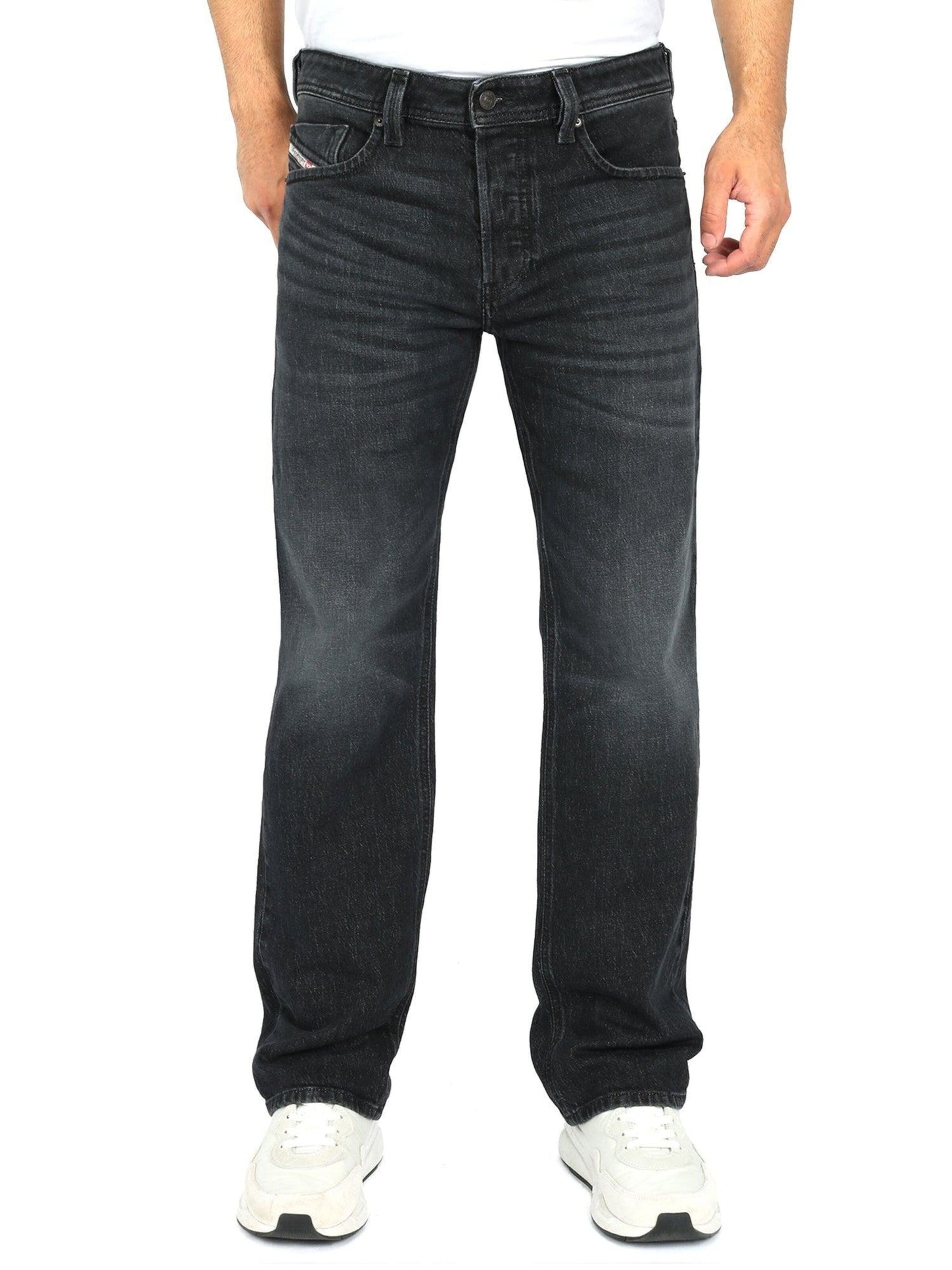 DIESEL Regular Jeans 'MARKEE R9H20' in Zwart: voorkant