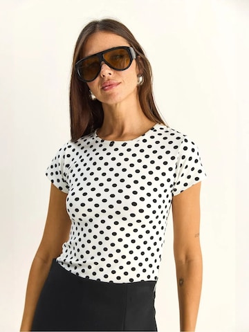 Bianco Lucci - Camisa em branco: frente