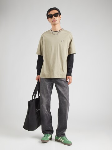 Calvin Klein Jeans T-shirt i brun