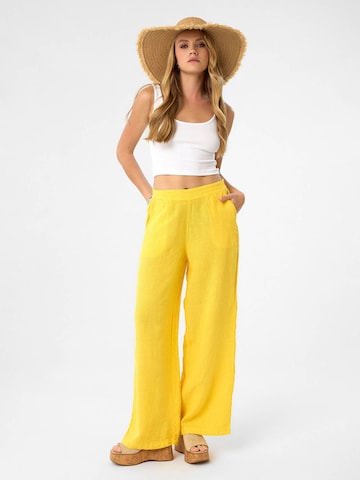 DIMI Wide leg Pants 'Weite Damen Leinenhose' in Yellow: front