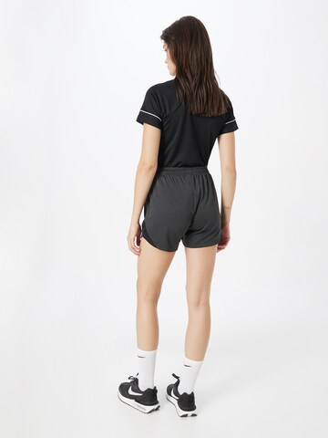 NIKE Regular Sportbroek in Grijs