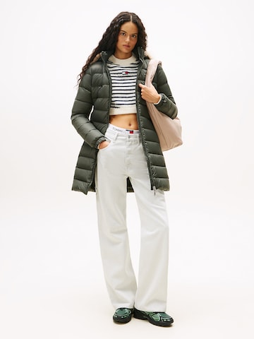 Tommy Jeans Tussenmantel 'Essential' in Groen