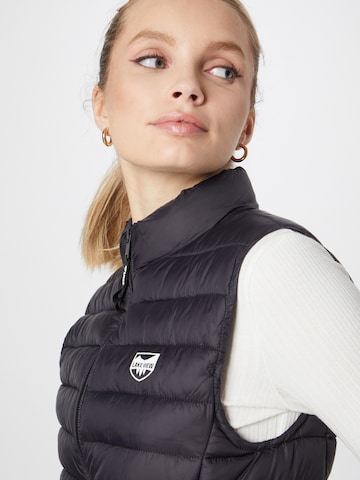 Lake View Vest 'Ida' in Black