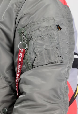 Veste mi-saison 'Fighter Squadron' ALPHA INDUSTRIES en gris