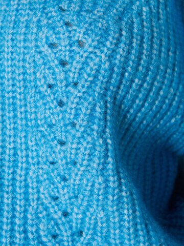 Bershka Sweter w kolorze niebieski