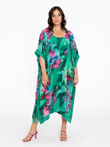 Robe Yoek en vert