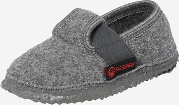 GIESSWEIN - Pantufa 'TÜRNBERG' em cinzento: frente