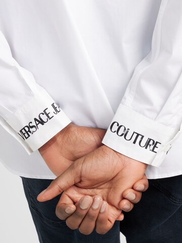 Versace Jeans Couture - Ajuste regular Camisa en blanco