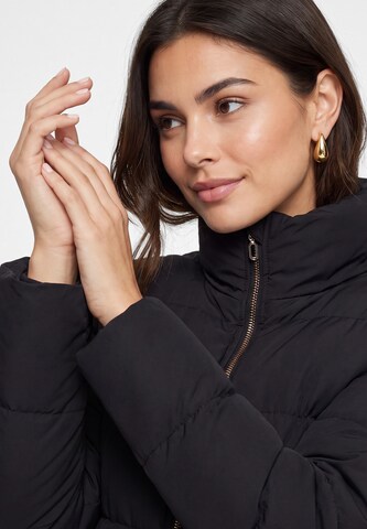 faina Winter Jacket in Black