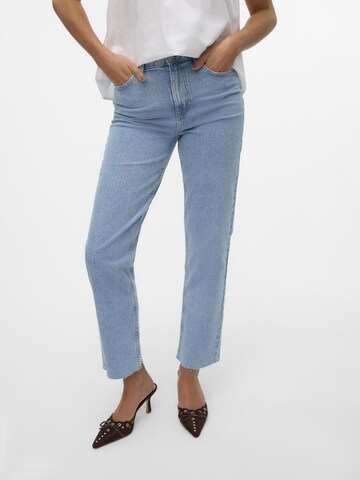 VERO MODA Regular Jeans 'Calia' in Blauw