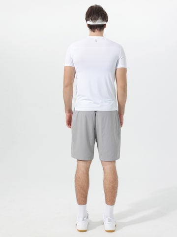 YOUTHUP Funktionsshirt 'Lichtschein'‌‌‌‌‌‌‌‌‌ in Weiß