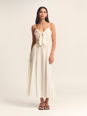 St MRLO Obleka 'BAYLEN' | bež barva