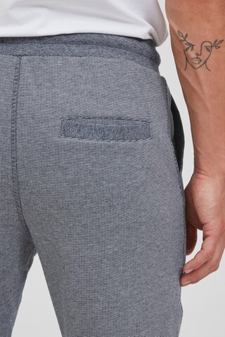 !Solid Regular Pants 'Nafado' in Grey