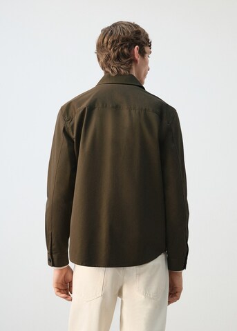 MANGO MAN Comfort Fit Hemd 'Roberto' in Braun