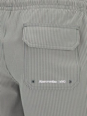 Abercrombie & Fitch Плавательные шорты в Зеленый