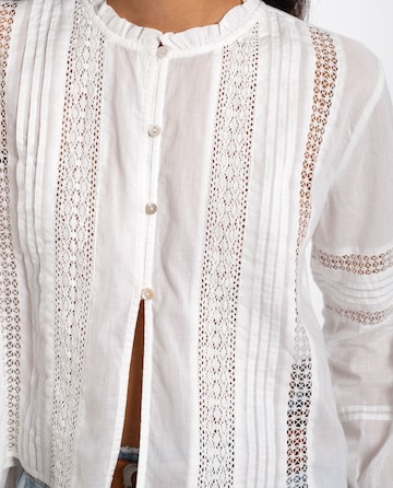 THE-ARE Blouse in White