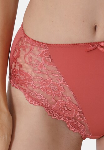 Slip 'CLASSIC LACE' sassa en rouge