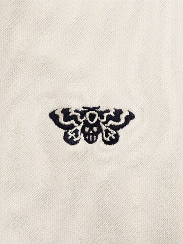 A-dam Sweatshirt 'DEADLYDARREL' in Beige