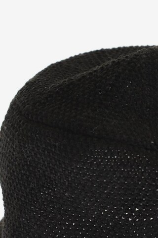 Someday Hat & Cap in One size in Black