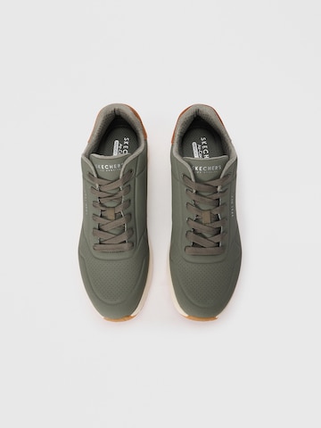 SKECHERSNiske tenisice 'UNO - SUITED ON AIR' - zelena boja