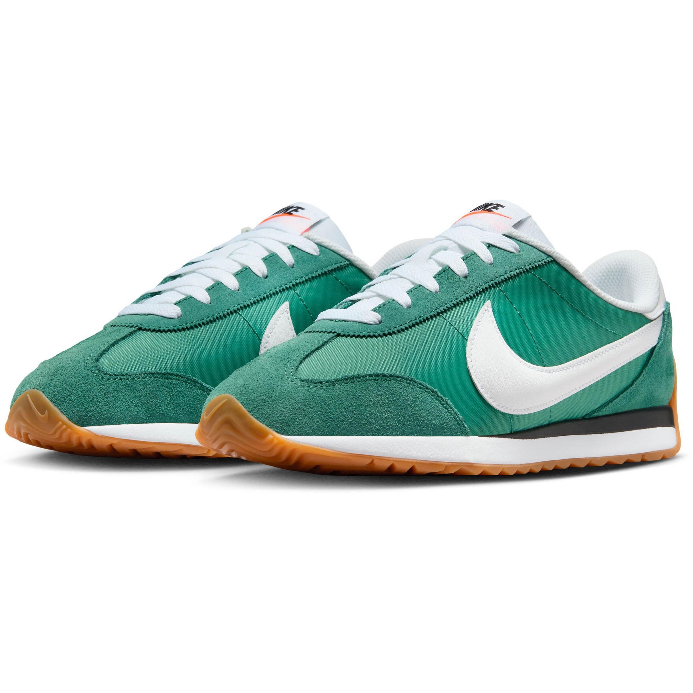 Nike Sportswear Sneaker in Grün