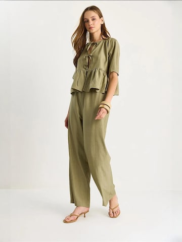 Bianco Lucci Pantsuit in Green