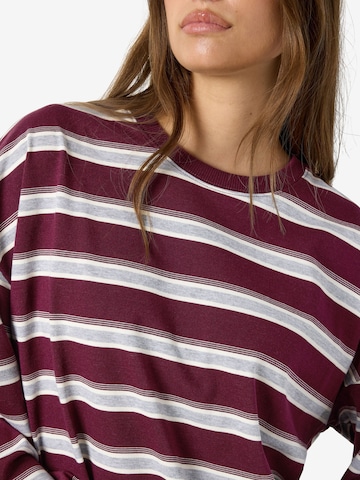 Sweat-shirt 'NMEmber' Noisy may en rouge