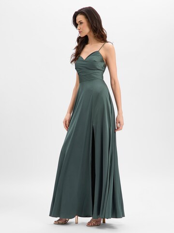 Marie Lund Evening dress in Green: front