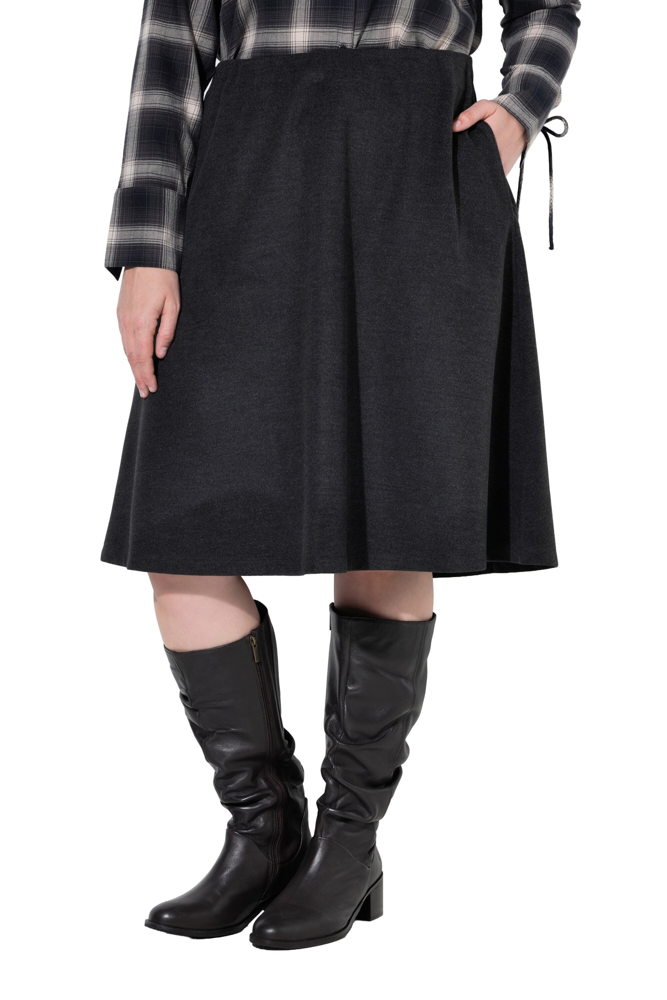 Ulla Popken Skirt in Black: front