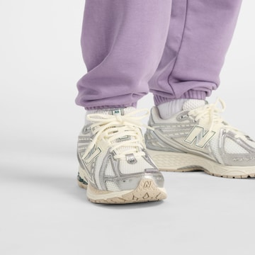 Effilé Pantalon 'Essentials' new balance en violet